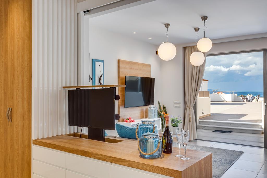 Angels Suites Platanias  Bagian luar foto